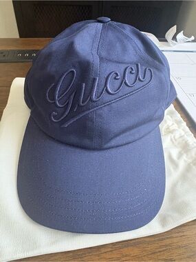 Gucci Navy Cotton Baseball Cap with Red Logo Tag